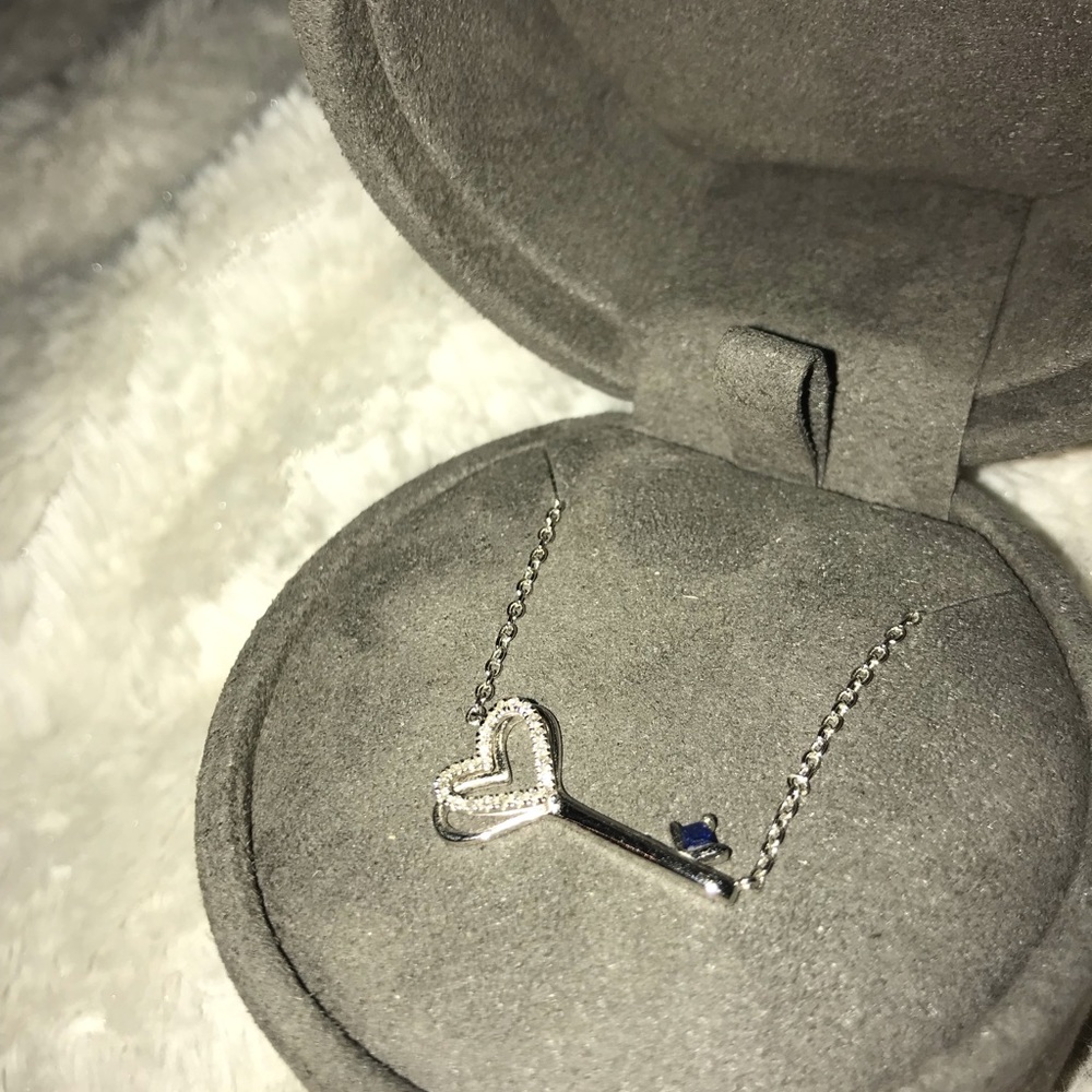 Vera Wang Necklace